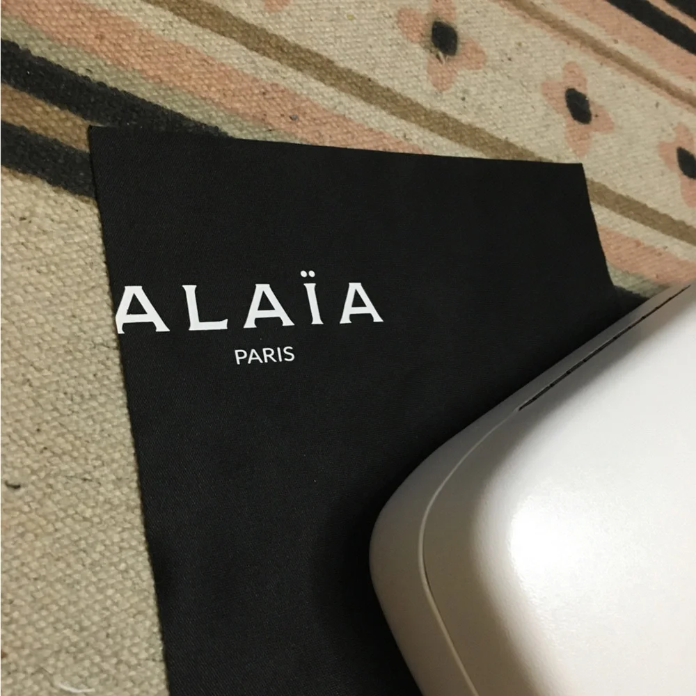 Alaia white & black eyeglass sunglasses case with cleaning polishing towel